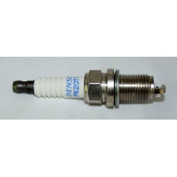 6 PCSNEW -- DENSO 4504 PLATINUM T T Spark Plugs -- PK20TT