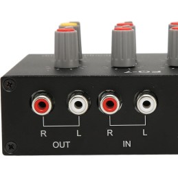 7-Band-Auto-Audio-Equalizer, 3,5-mm-Eingang -Ausgang Eingang 12 DB High Bass-Einstellung Zweikanal-Digital-Equalizer