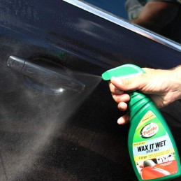 Turtle Wax - Wax It Wet Car Spray Wax, 2 x 500ml - Instant Shine & Protection, Quick & Easy Application, Advanced Technology for